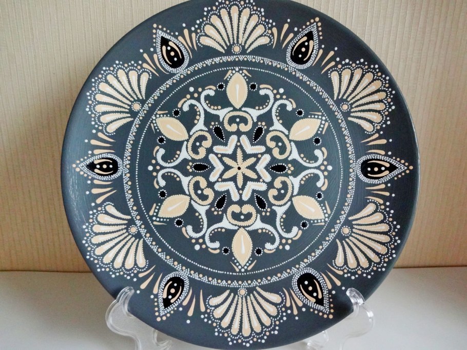 Декоративные тарелки для украшения стен