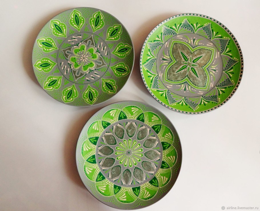 Керамические тарелки на стену