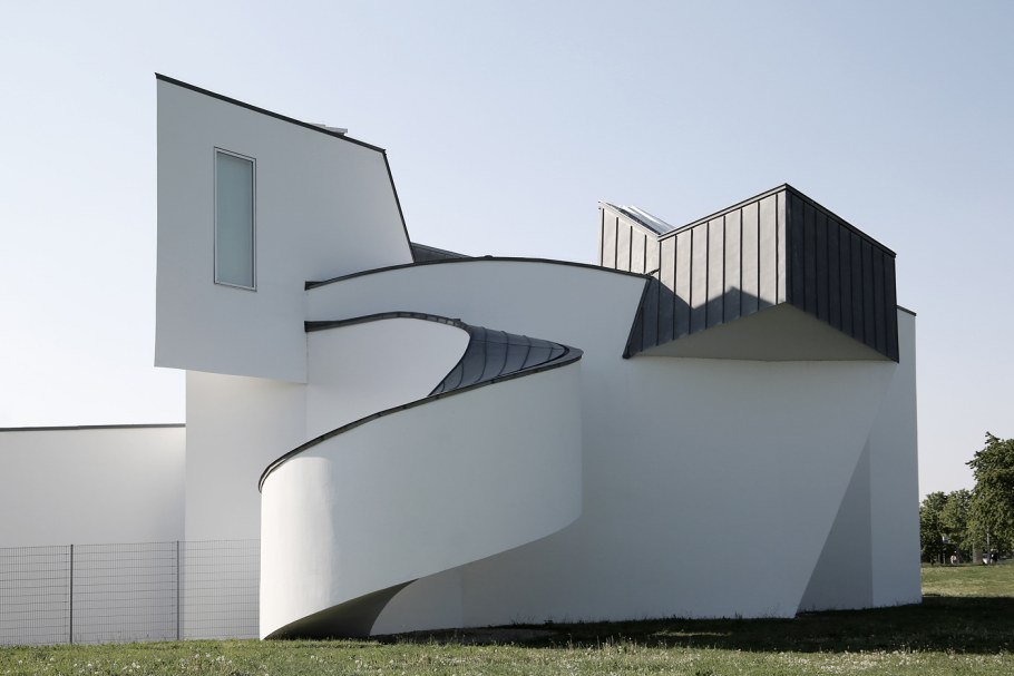 Деконструктивизм в искусстве