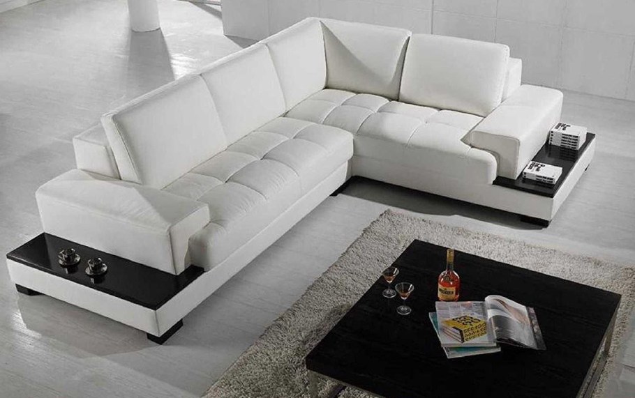 Современный белый диван