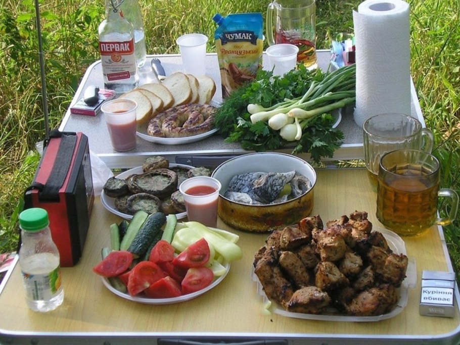 Застолье на даче