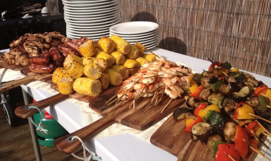 Шашлык люля-кебаб на мангале
