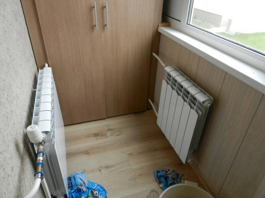 Батарея отопления на лоджии