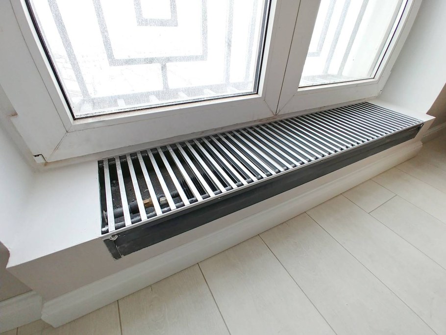 Спрятать трубы отопления