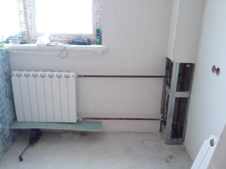 Конвектор внутрипольный водяной решетки