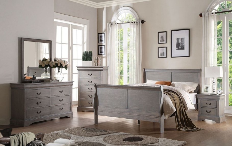 Мебель для спальни серого цвета