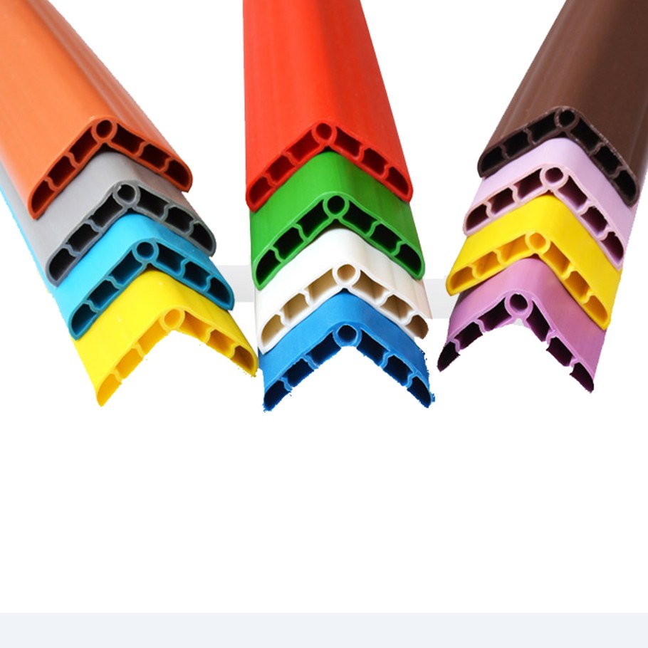 Уголки для оконных откосов