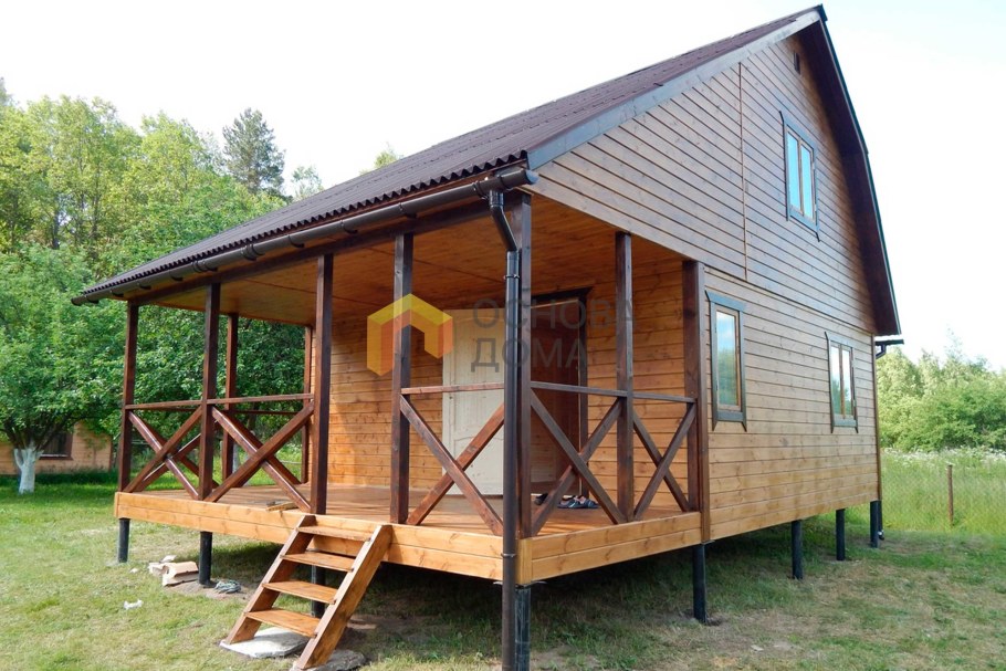 Дачный домик из каркаса