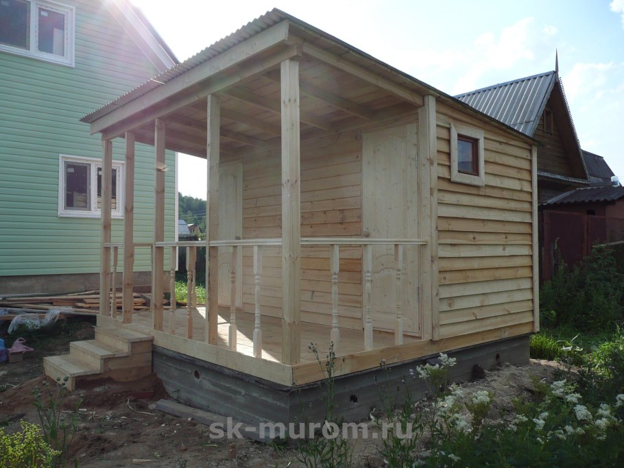 Пристройка хозблока к дачному домику