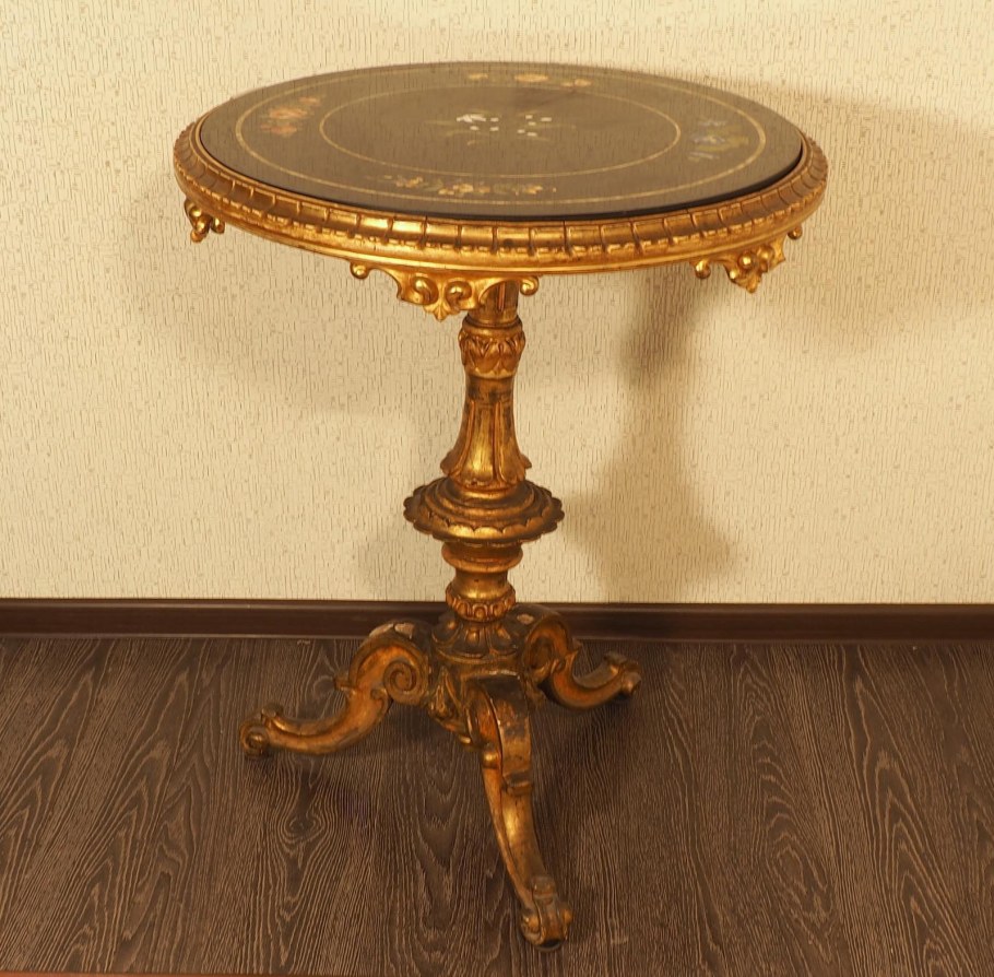 Антикварный геридон