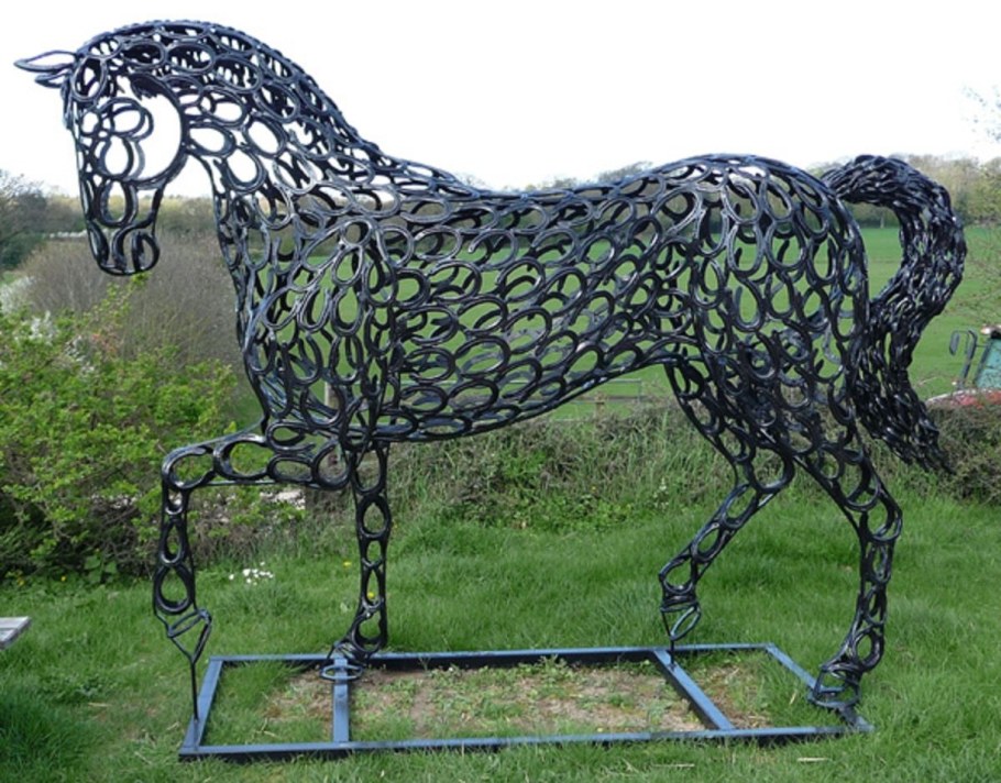 Металлические скульптуры для сада