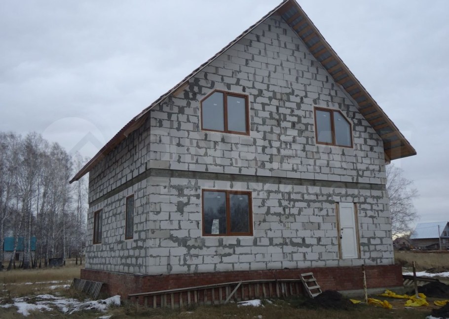 Дом из сибита и бруса