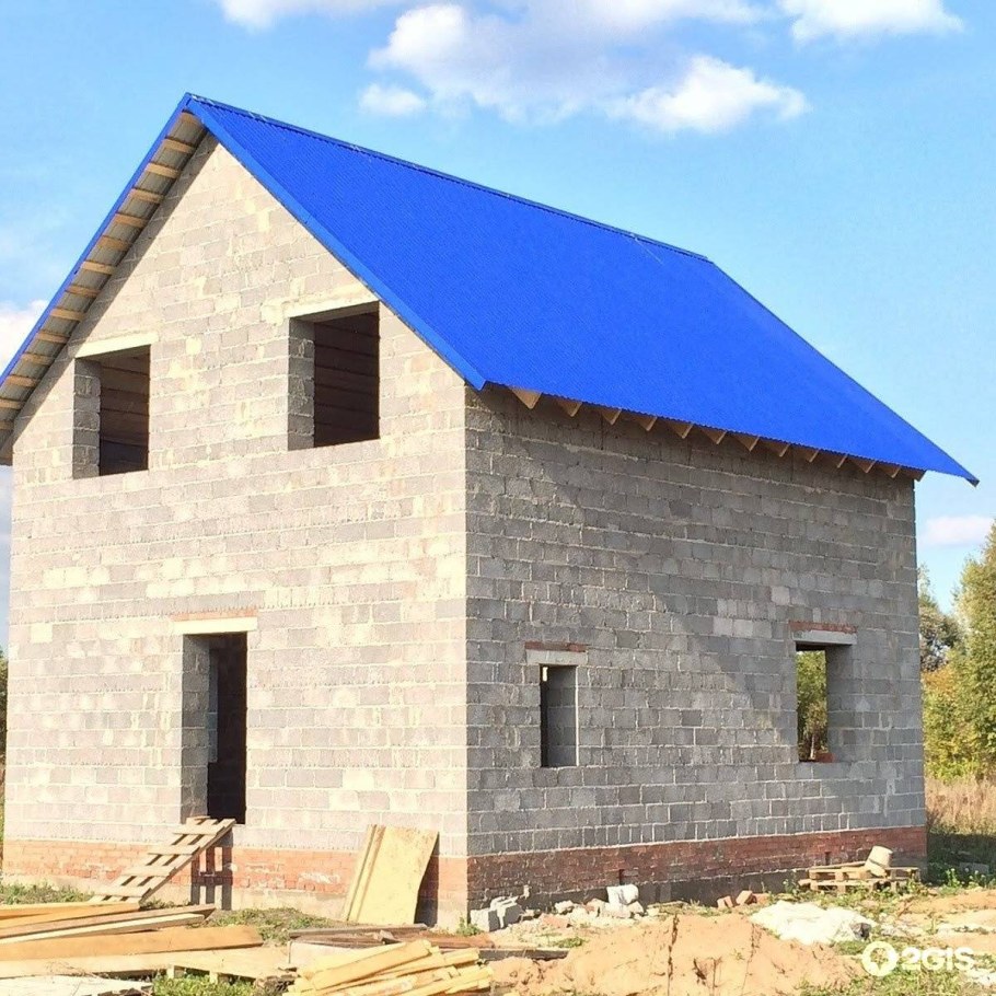 Маленький домик из сибита