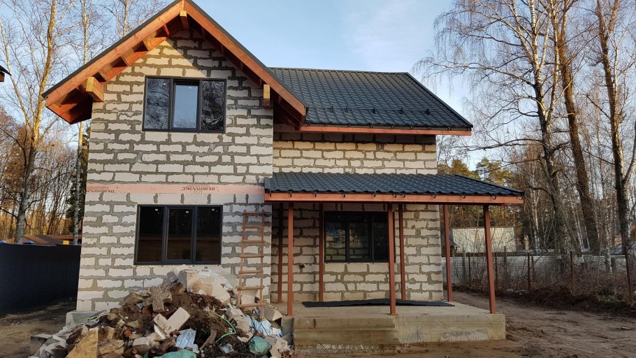 Мансардный дом из газобетона