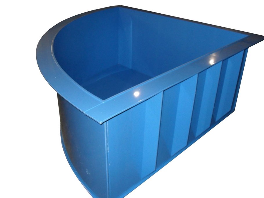 Купель из полипропилена l1300* b1500* h1500*