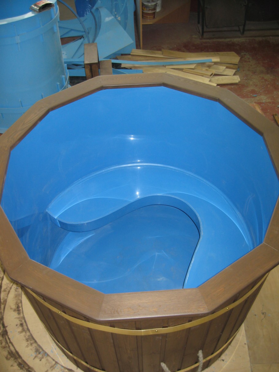 Купель из полипропилена l1300* b1500* h1500*