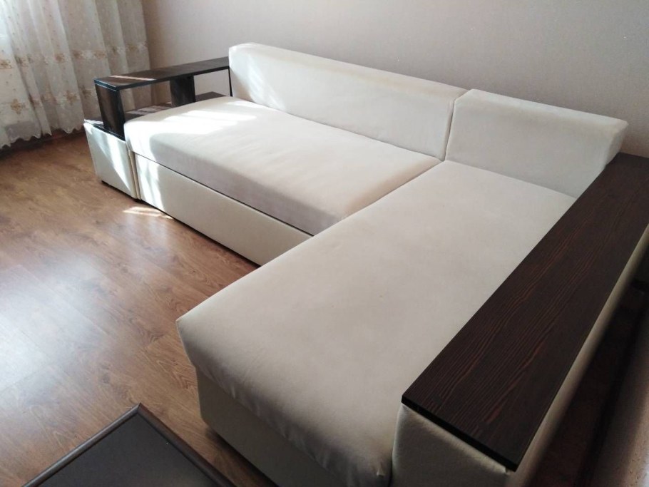 Диван угловой раскладной двуспальный