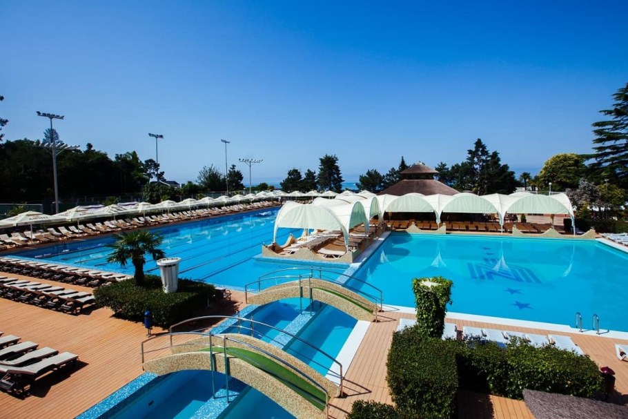 Гранд отель Жемчужина Сочи бассейн