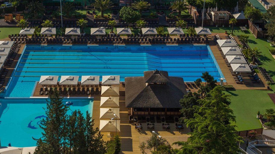 Гранд отель Жемчужина Сочи лежаки