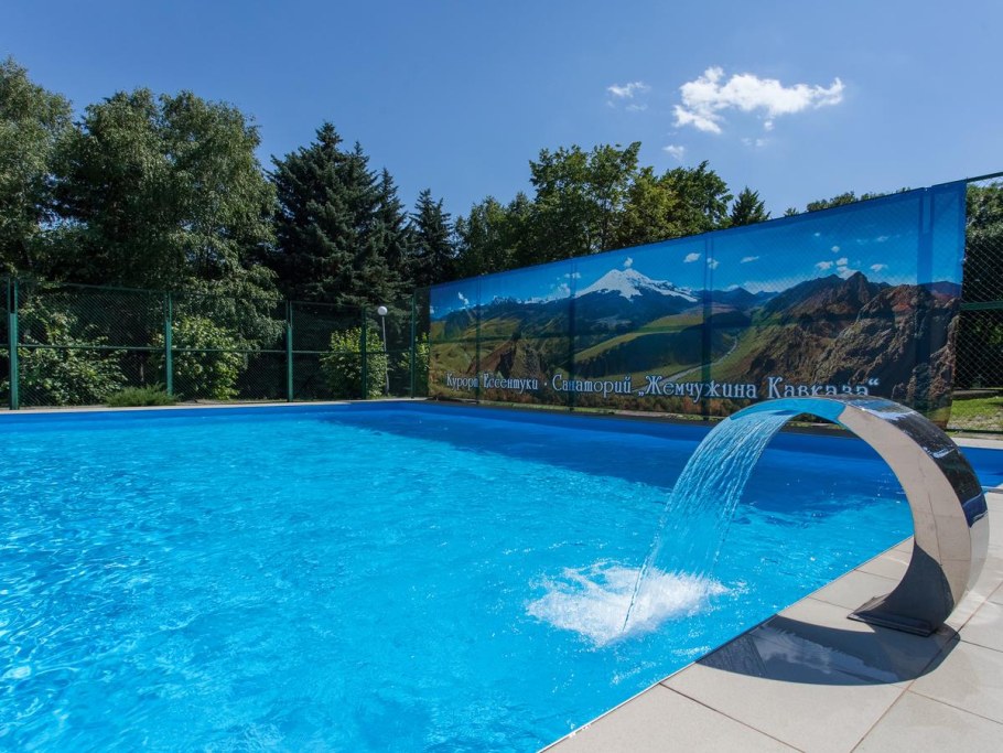 Бассейн тихий Дон Лазаревское