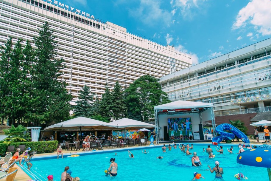 Гранд отель Жемчужина Сочи бассейн