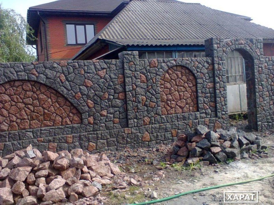 Ограждение из бутового камня
