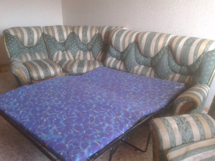 Отдам даром мягкую мебель Новосибирск