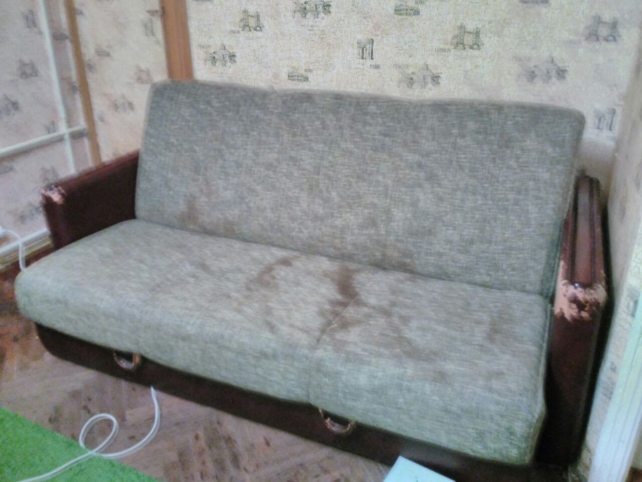 Мягкий диван трансформер