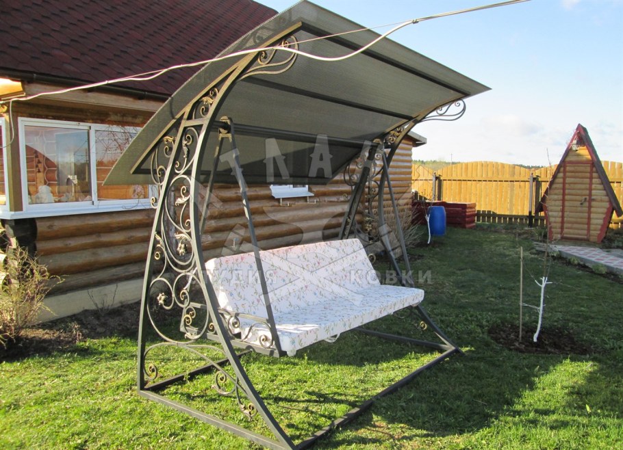 Кованые качели