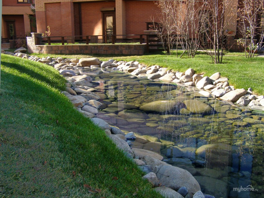 Сухие ручьи с каменным садом