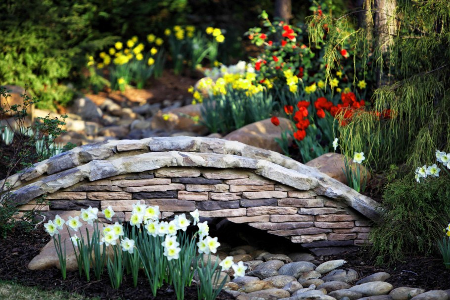 Сухой ручей на даче