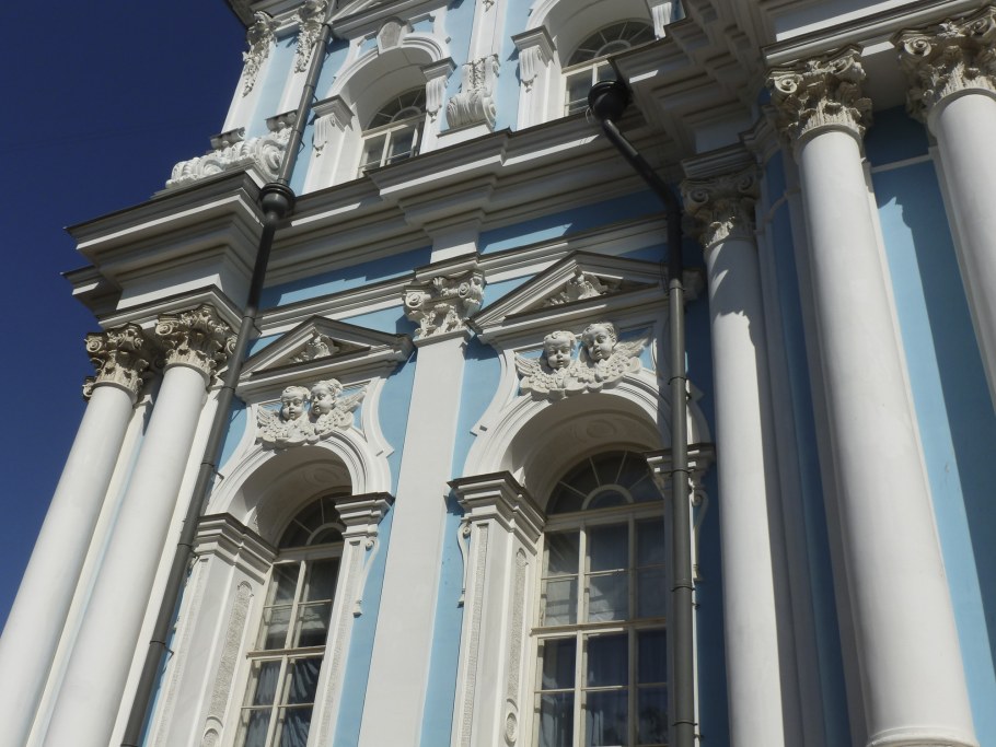 Капитель Смольного собора