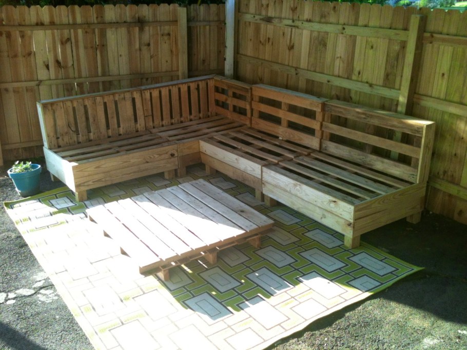 Сури топчан