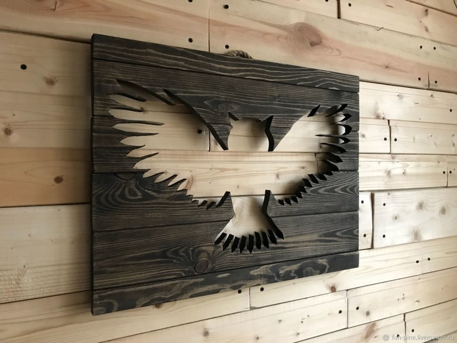 Декоративное деревянное панно