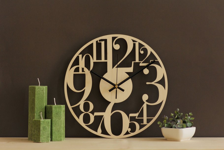 Часы из фанеры лазерная резка