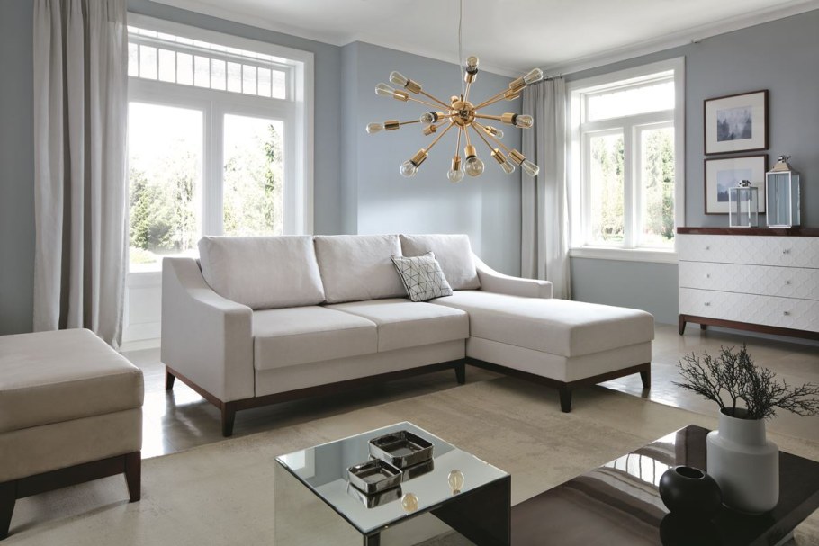 Диван для гостей