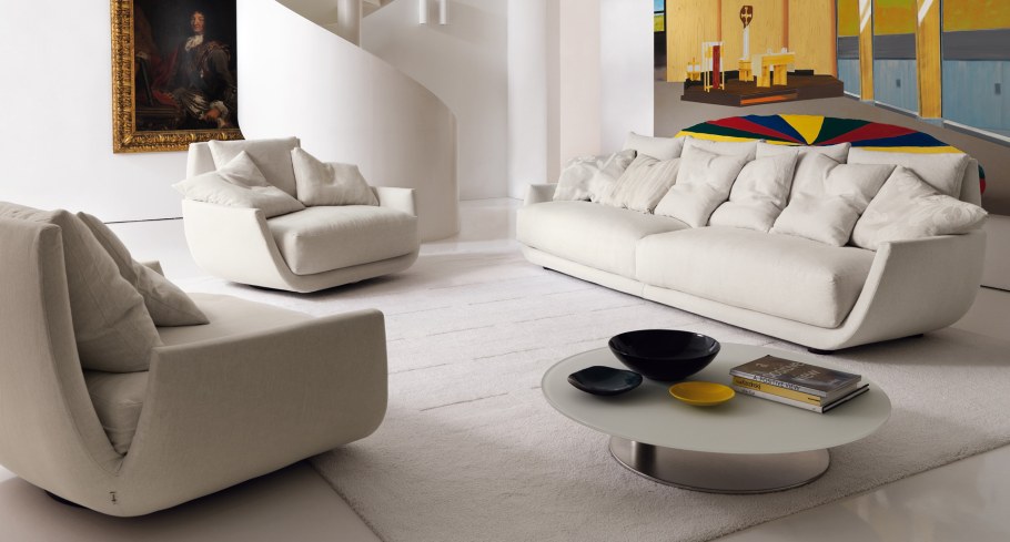 Диван в современном интерьере