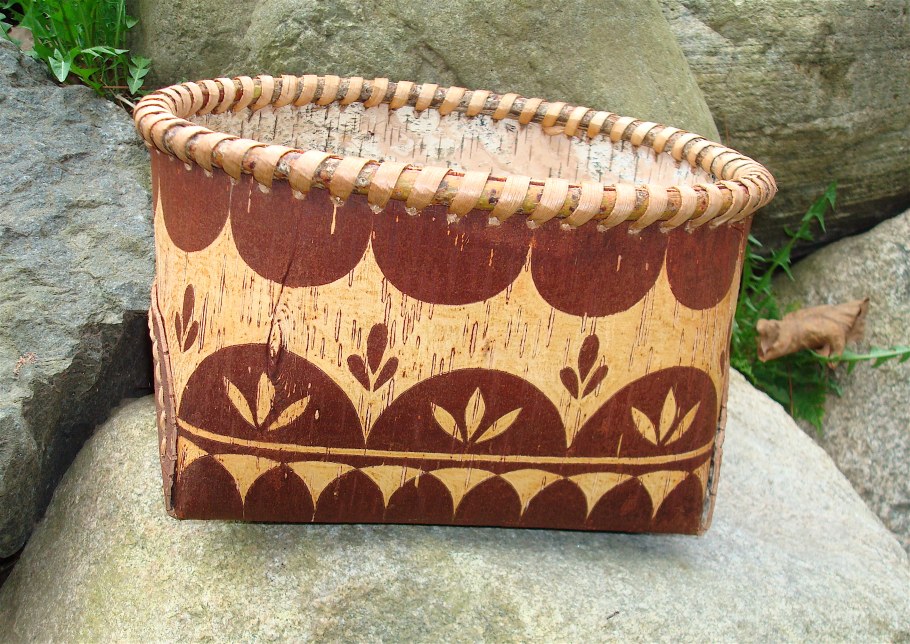 Солонка из бересты квадратная