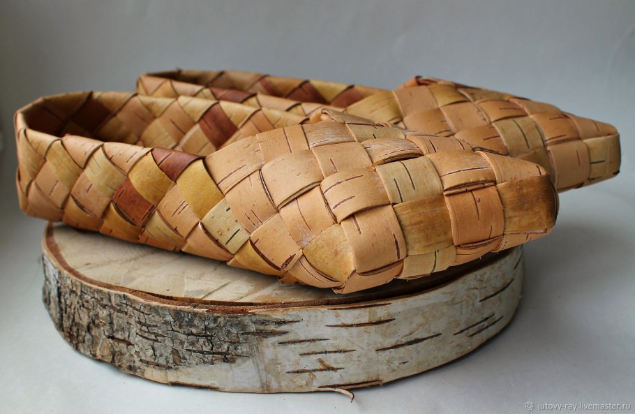 Ларец из карельской березы