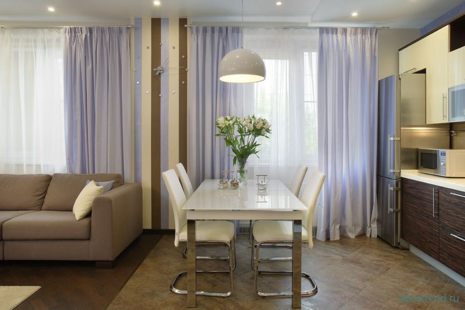 Объединенные гостиные с кухней в панельном доме