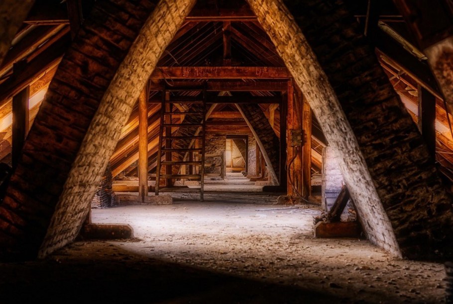 Старинный чердак