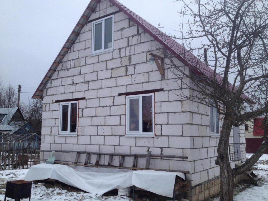 Дачный дом из газоблоков