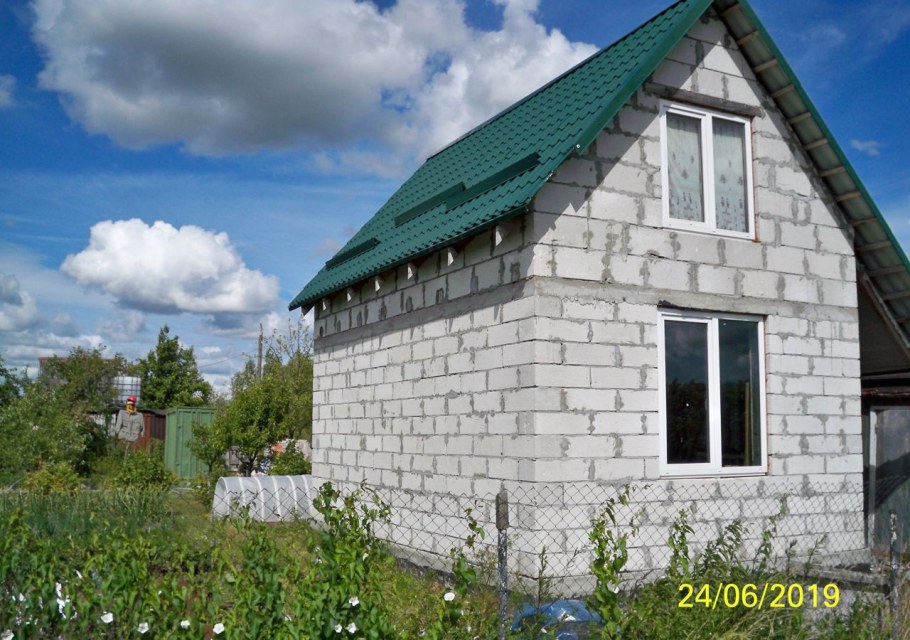 Дачный домик из пеноблоков
