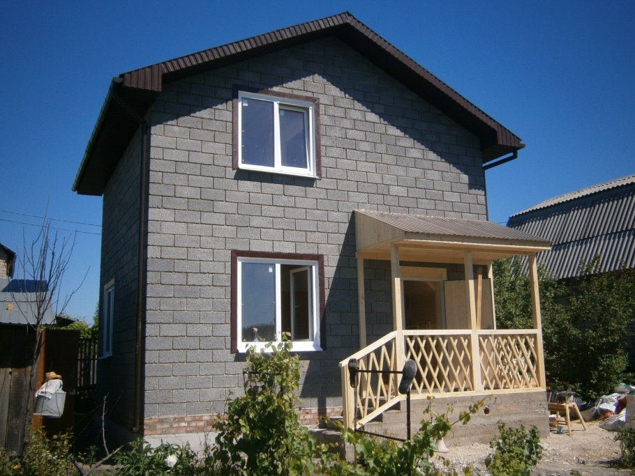 Дачный дом из блоков