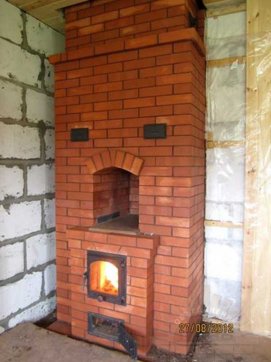 Печка кирпичная с плитой