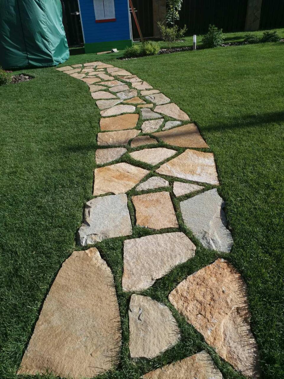 Каменистый сад плитняк