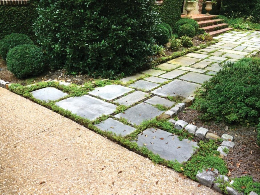 Дорожки из камня