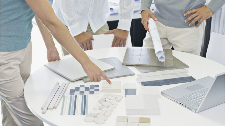 Надзор дизайнера