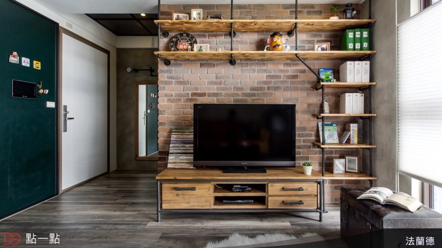 Стенка в стиле лофт