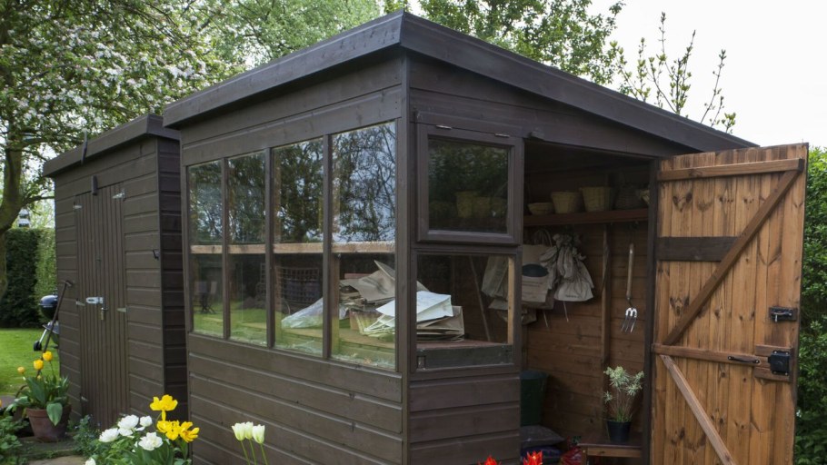 Сарай на маленьком участке